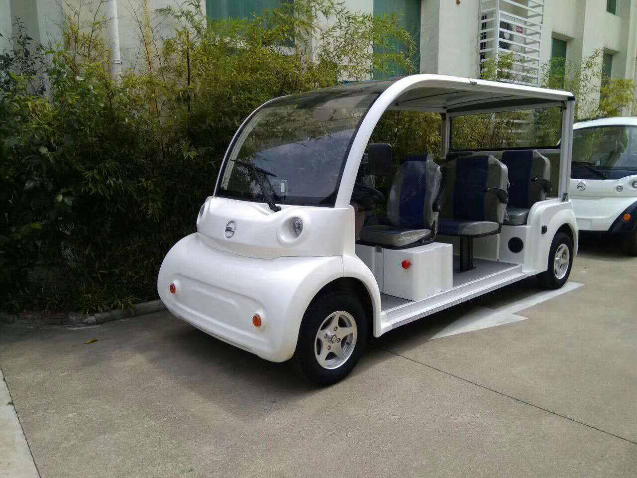 專業(yè)電動巡邏車、電動觀光車制造商