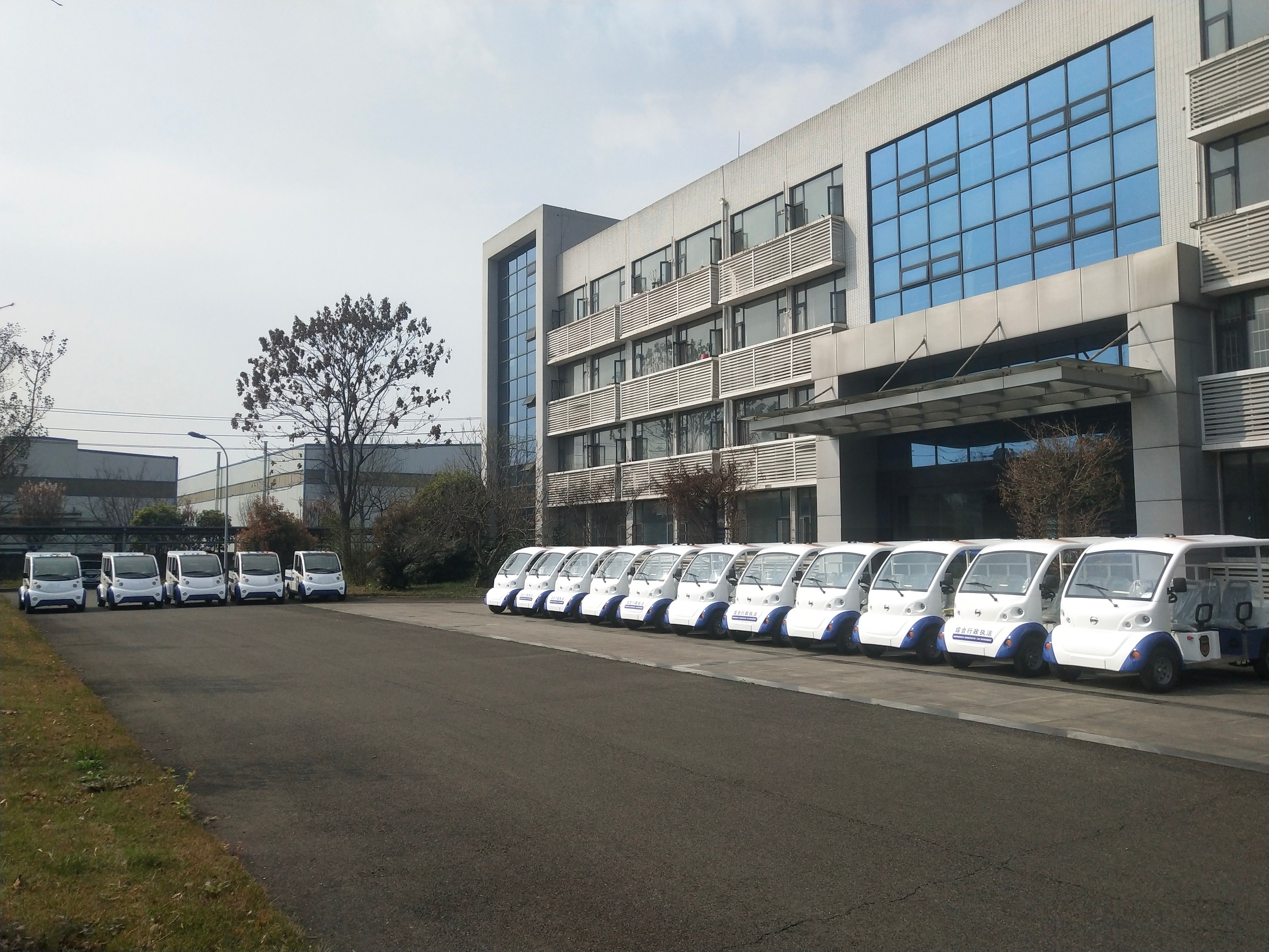 專業(yè)電動巡邏車、電動觀光車制造商